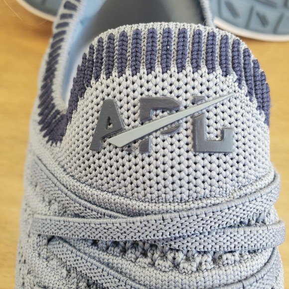 APL Techloom Wave Sneakers Big Kids 3 Dark Grey Slip On Athletic Propulsion Labs - Picture 8 of 10